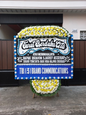 Papan Bunga Duka di Purwaharja